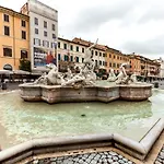 Navona Artist 8